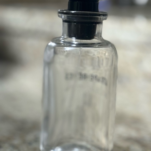 Louis Vuitton Attrape-Rêves Perfume Bottle | 100 ml EMPTY- can be refilled - Picture 3 of 5
